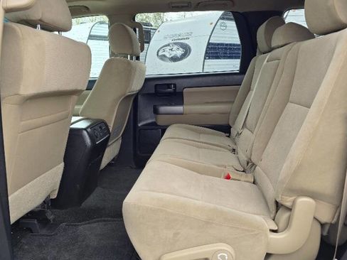 Used 2013 Toyota Sequoia SR5 AWD/4WD image 14