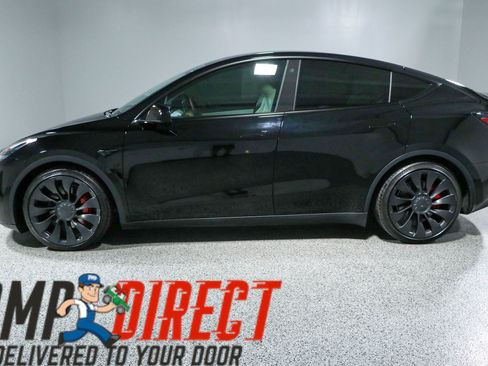 Used 2022 Tesla Model Y Performance AWD/4WD image 10