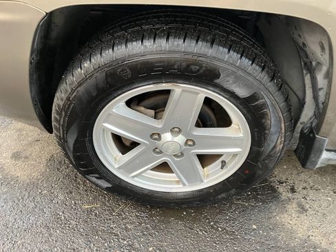 Used 2007 Jeep Compass Sport w/ PWR Equipment Group image 14