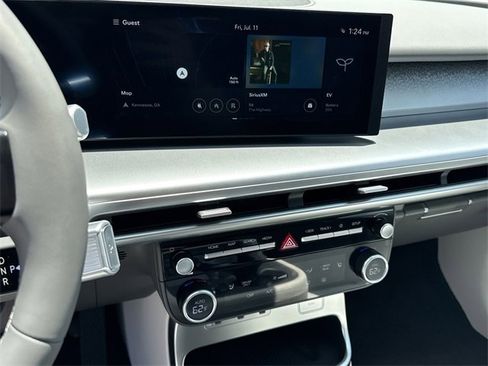 New 2026 Hyundai Ioniq 9 SE image 22