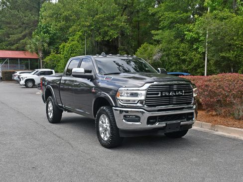 Used 2022 RAM 2500 Laramie AWD/4WD image 6