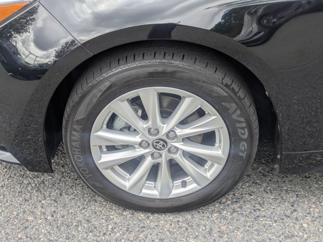 Used 2025 Toyota Corolla XLE FWD image 14