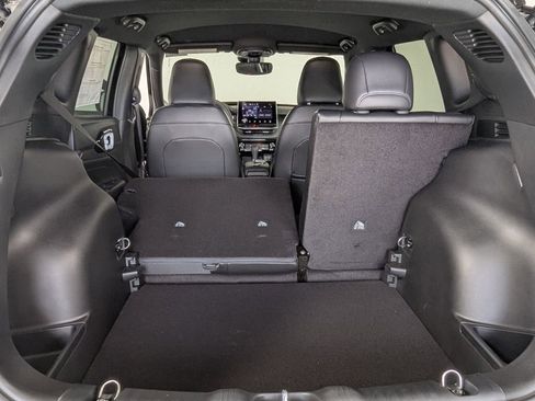 New 2026 Jeep Compass Latitude image 30