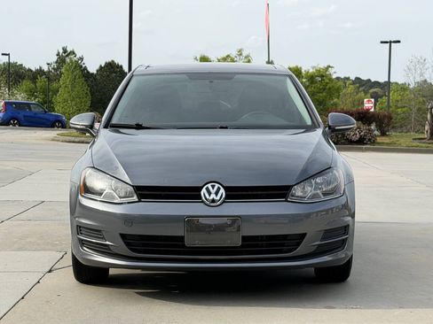 Used 2015 Volkswagen Golf S FWD image 2