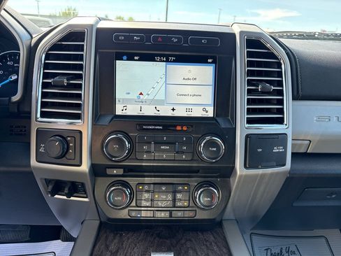 Used 2017 Ford F350 Lariat w/ Lariat Value Package AWD/4WD image 15