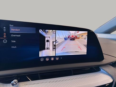 New 2026 Cadillac Optiq Luxury 1 image 36