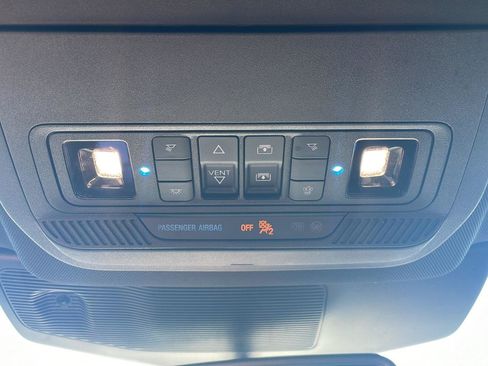 Used 2023 Ford Explorer ST-Line w/ Class IV Trailer Tow Package AWD/4WD image 24
