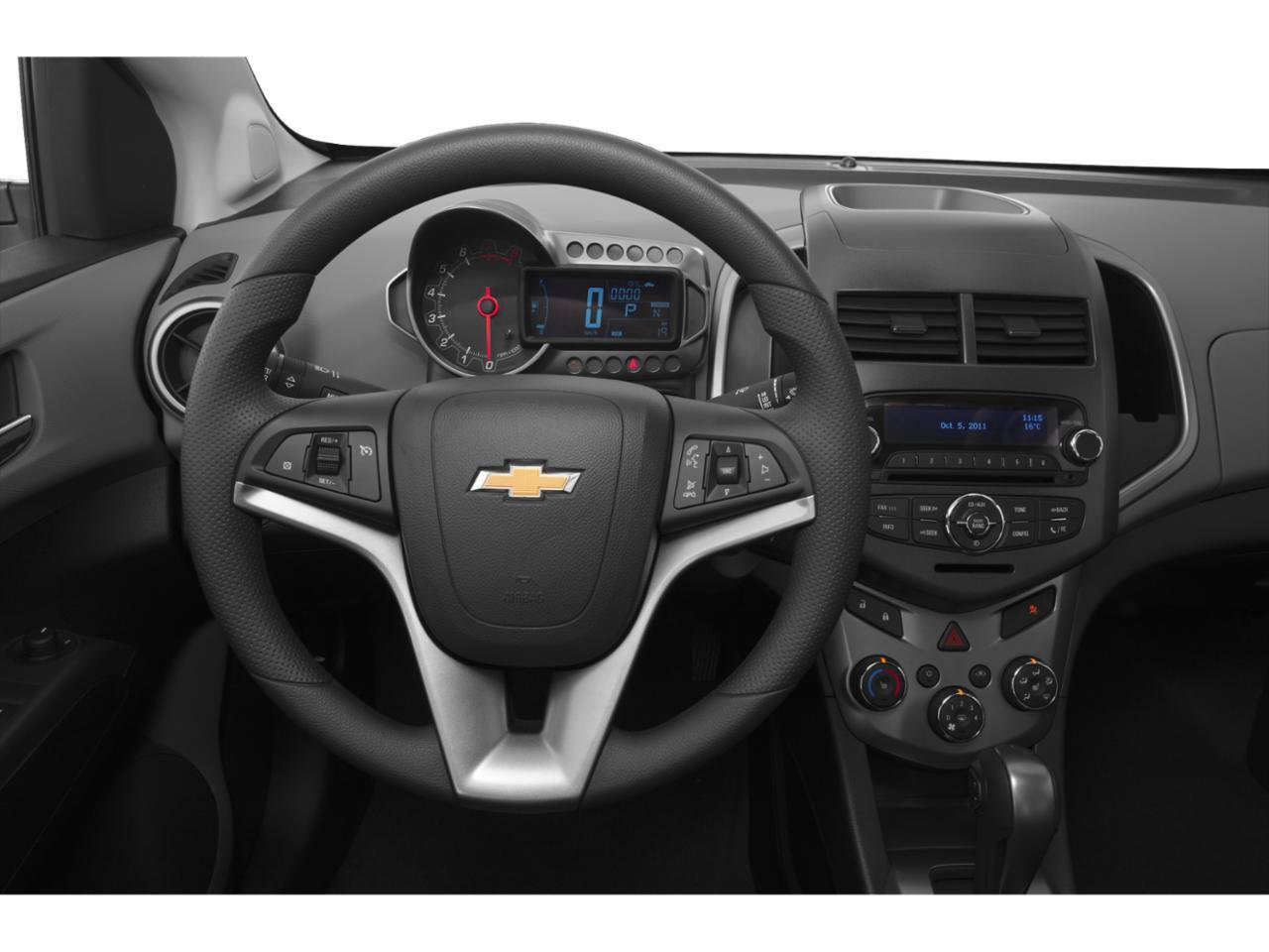 Used 2015 Chevrolet Sonic LT FWD image 2
