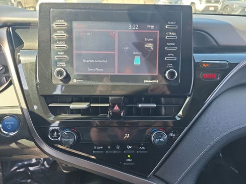 Certified 2024 Toyota Camry SE w/ Cold Weather Package FWD image 16