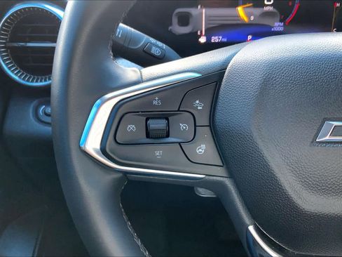 Used 2025 Chevrolet Trax ACTIV w/ Driver Confidence Package FWD image 24