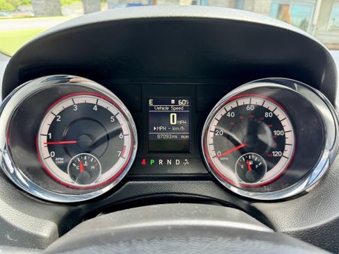 Used 2019 Dodge Grand Caravan GT FWD image 16