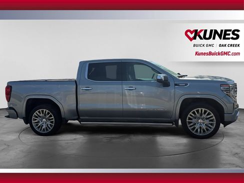 Used 2024 GMC Sierra 1500 Denali w/ Technology Package AWD/4WD image 12