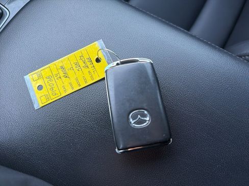 Used 2024 MAZDA MAZDA3 s image 14