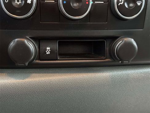 Used 2013 Chevrolet Silverado 1500 W/T image 26