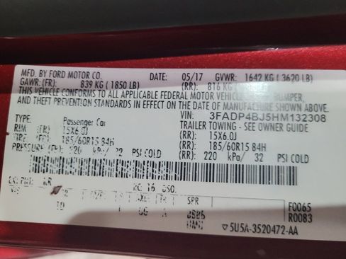 Used 2017 Ford Fiesta SE w/ Cold Weather Package FWD image 33