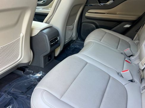 Certified 2024 Lincoln Corsair Grand Touring AWD/4WD image 27