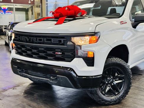 Used 2023 Chevrolet Silverado 1500 Custom Trail Boss AWD/4WD image 20
