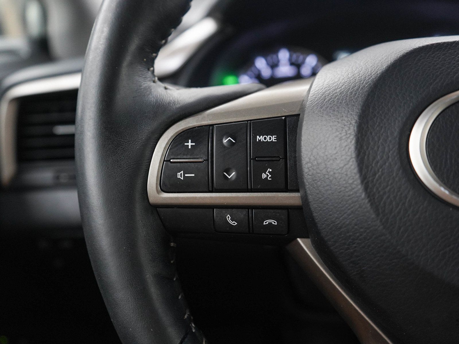 Used 2017 Lexus RX 350 AWD w/ Premium Package image 25