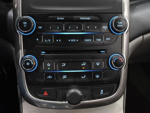 Used 2014 Chevrolet Malibu LS FWD image 18