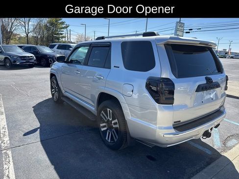Used 2017 Toyota 4Runner Limited AWD/4WD image 6