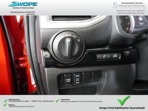 Used 2021 Nissan Titan SV w/ SV Convenience Package AWD/4WD image 20