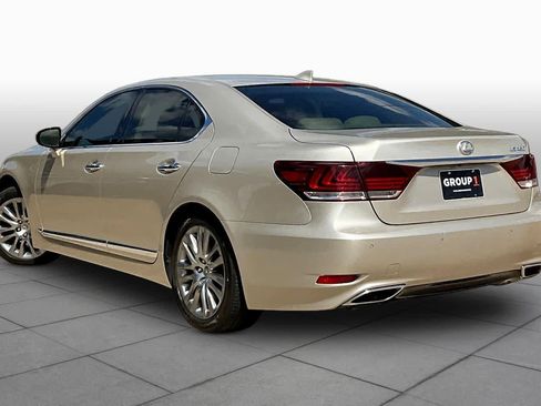 Used 2015 Lexus LS 460 w/ Comfort Package RWD image 11