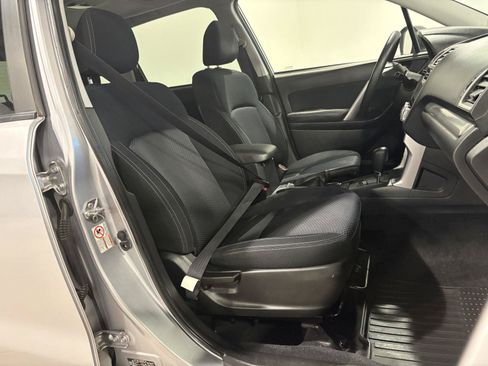 Used 2016 Subaru Forester 2.5i Premium w/ All-Weather Package AWD/4WD image 41