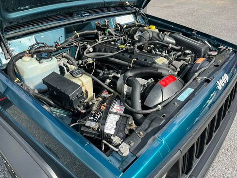 Used 1995 Jeep Cherokee Sport AWD/4WD image 31