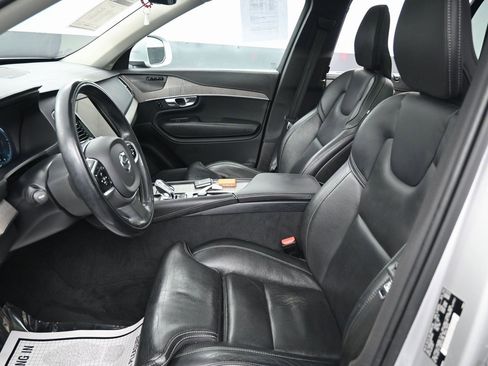 Used 2022 Volvo XC90 T8 Inscription image 25