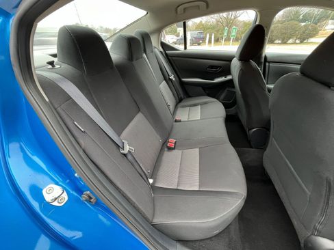 Used 2025 Nissan Sentra SV image 34