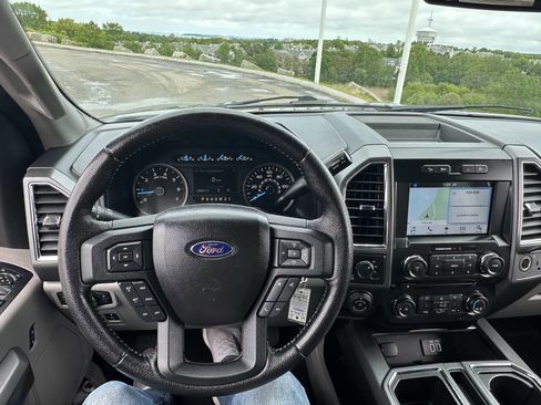 Used 2016 Ford F150 XLT w/ Equipment Group 302A Luxury AWD/4WD image 20