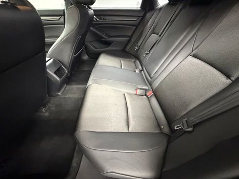 Used 2019 Honda Accord Sport image 39