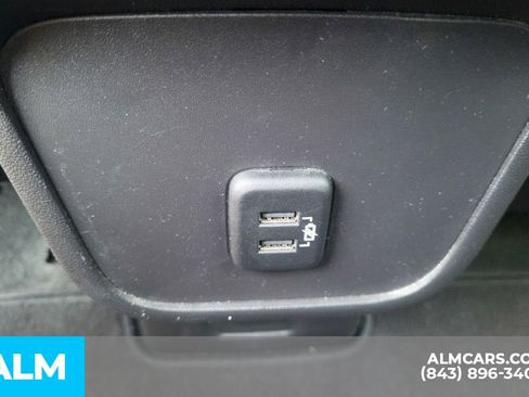 Used 2024 GMC Terrain SLT FWD image 23