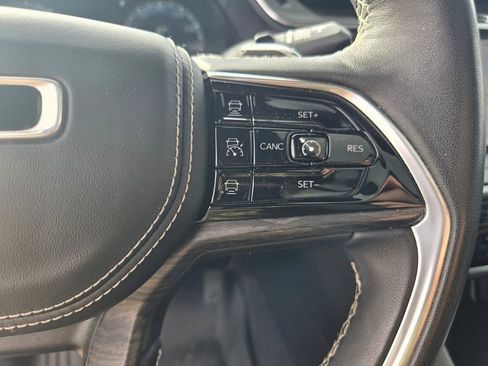 Used 2022 Jeep Grand Cherokee Overland image 31