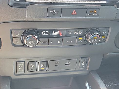 Certified 2023 Nissan Frontier SV w/ SV Convenience Package image 10