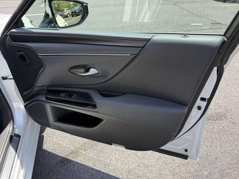 Used 2023 Lexus ES 350 w/ Premium Package FWD image 14