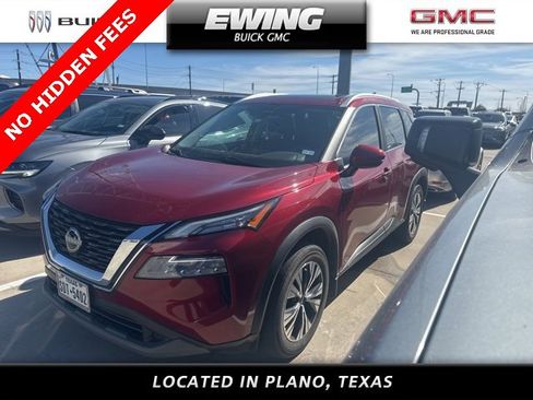 Used 2023 Nissan Rogue SV w/ SV Premium Package image 2