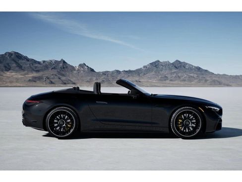 New 2025 Mercedes-Benz SL 63 AMG 4MATIC image 40
