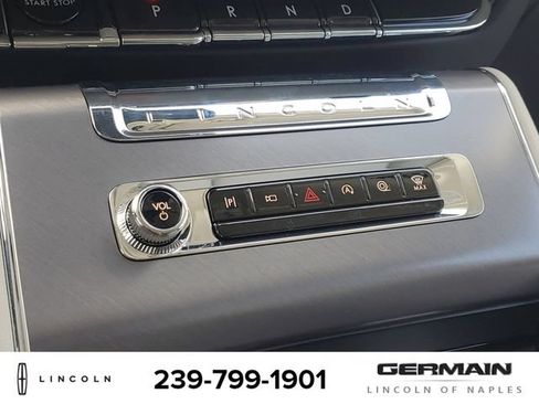 New 2026 Lincoln Aviator 2WD image 30