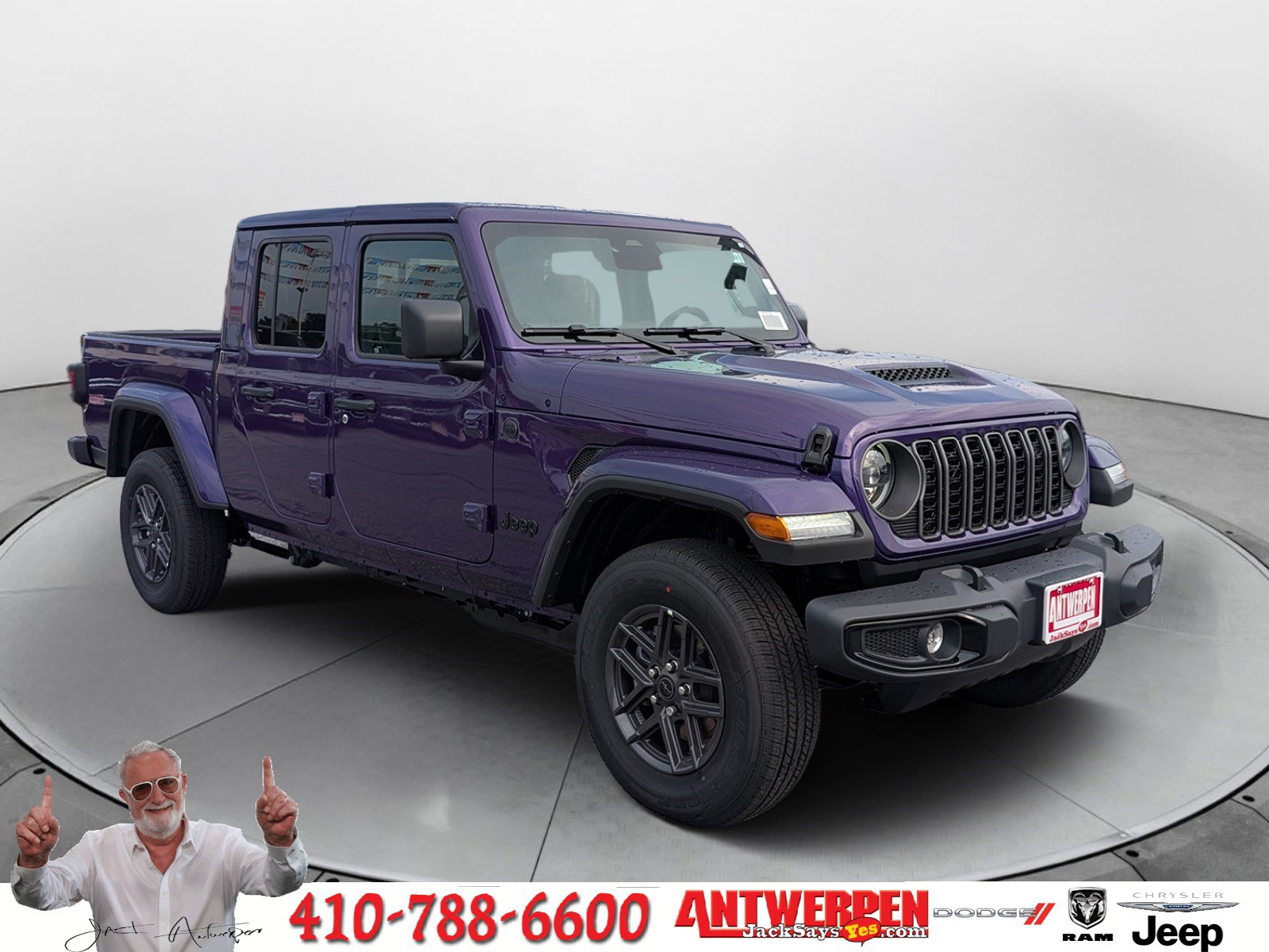 New 2026 Jeep Gladiator Sport AWD/4WD image 1