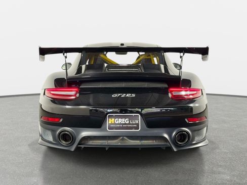 Used 2018 Porsche 911 GT2 RS w/ Weissach Package RWD image 4