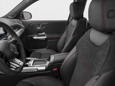 New 2026 Mercedes-Benz GLB 35 AMG 4MATIC image 6