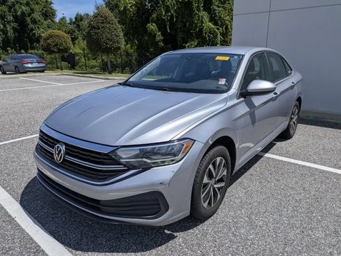 Used 2023 Volkswagen Jetta S FWD image 2