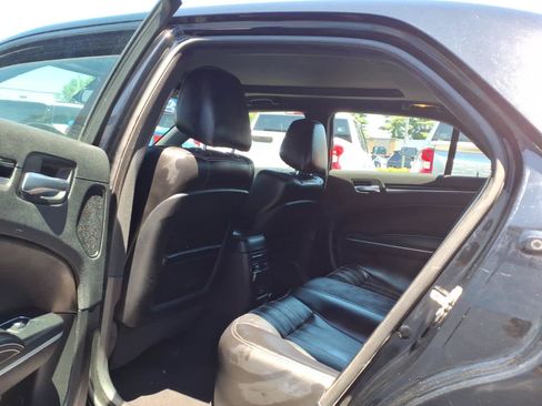 Used 2022 Chrysler 300 S RWD image 17