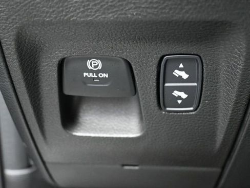 Used 2022 RAM 1500 Laramie image 42