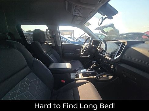Certified 2025 Nissan Frontier SV AWD/4WD image 6