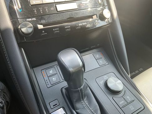 Used 2023 Lexus IS 350 F Sport RWD image 26