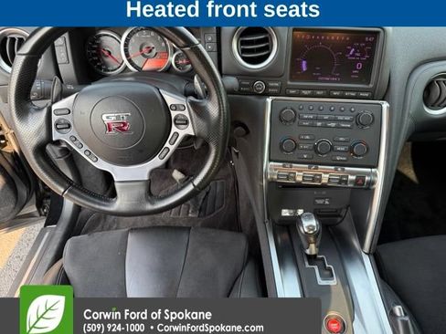 Used 2009 Nissan GT-R Premium AWD/4WD image 3