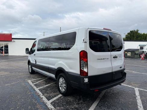 Used 2021 Ford Transit 350 XLT image 4