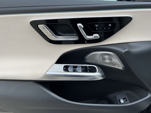 Certified 2025 Mercedes-Benz E 350 4MATIC Sedan image 14